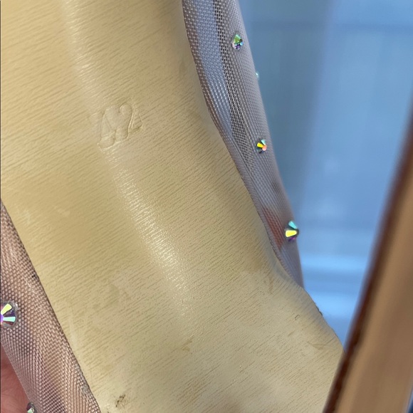 Rhinestone Nude Patent Leather & Mesh Heels - Size 42 - Picture 11 of 11